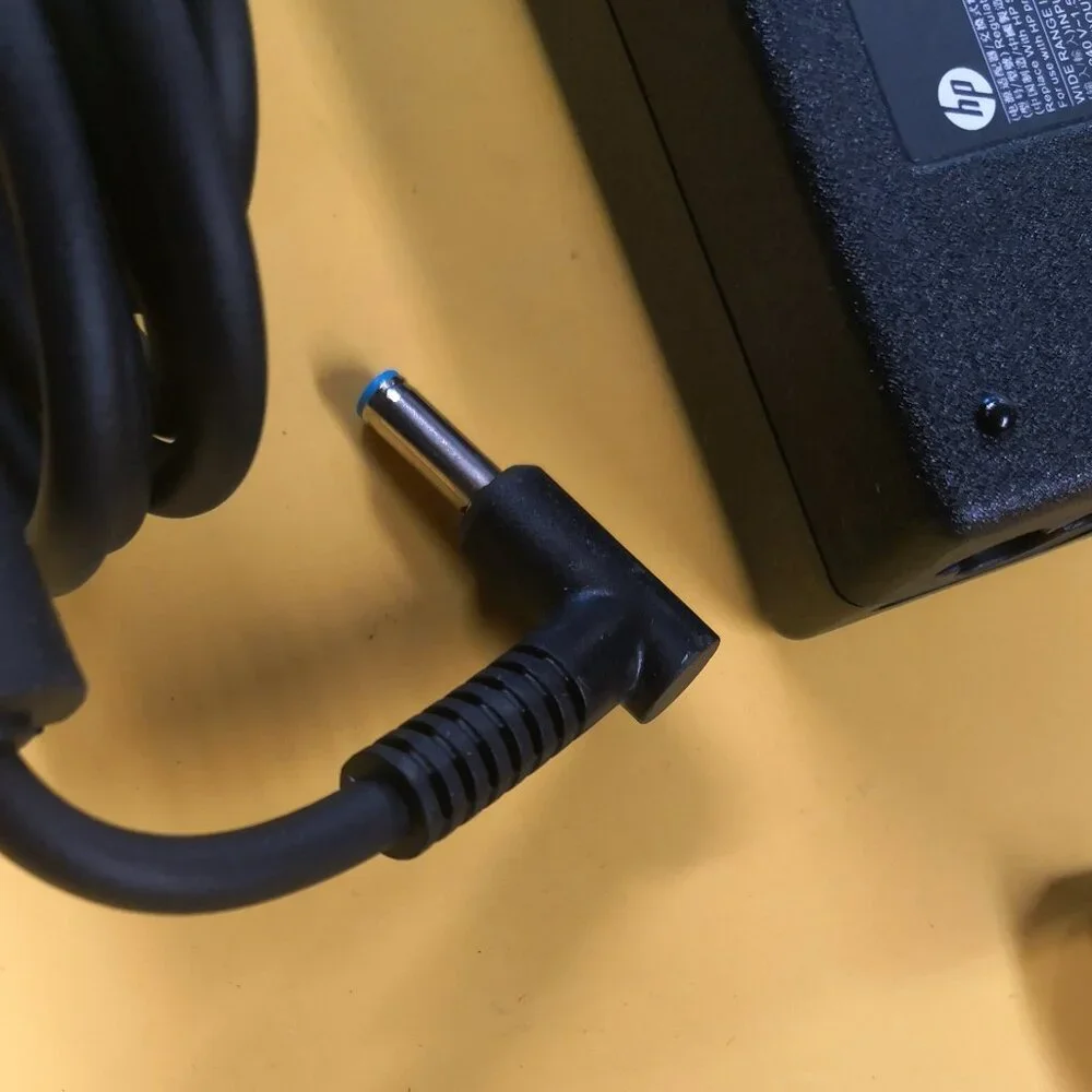 90W HP 19.5V 4.62A AC Power Adapter Charger OEM Genuine. PPP012C-S w tip adaptor